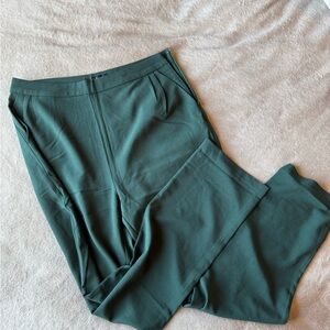 Lulu's Green High-Waisted Trousers